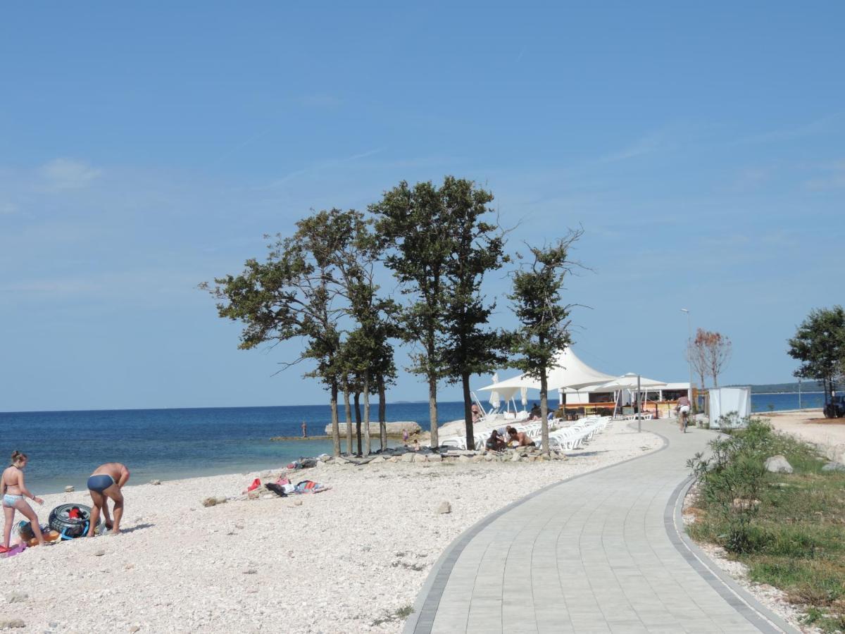 Vila Bicikleta Istra เปโรย ภายนอก รูปภาพ