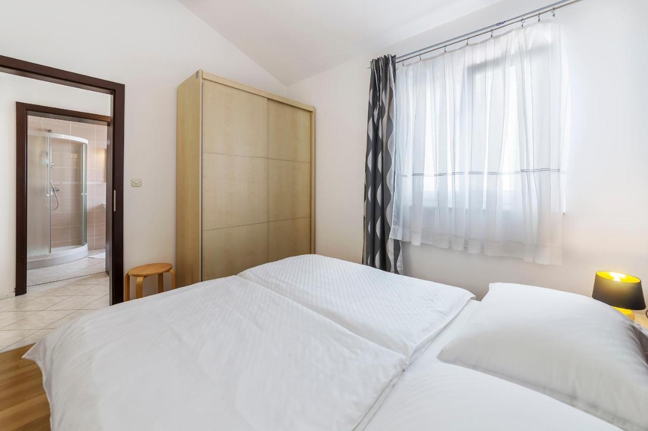 Vila Bicikleta Istra เปโรย ภายนอก รูปภาพ