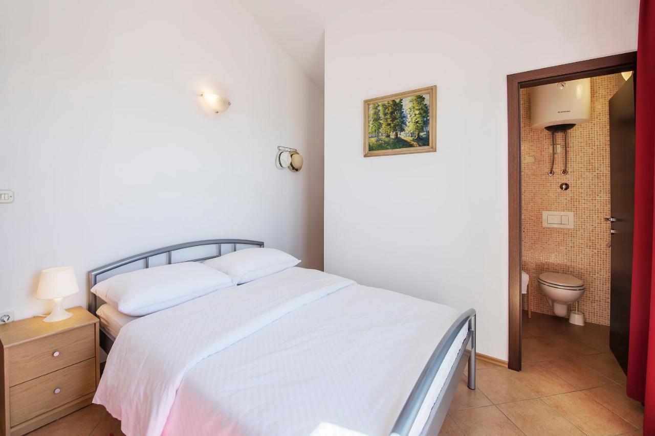 Vila Bicikleta Istra เปโรย ภายนอก รูปภาพ